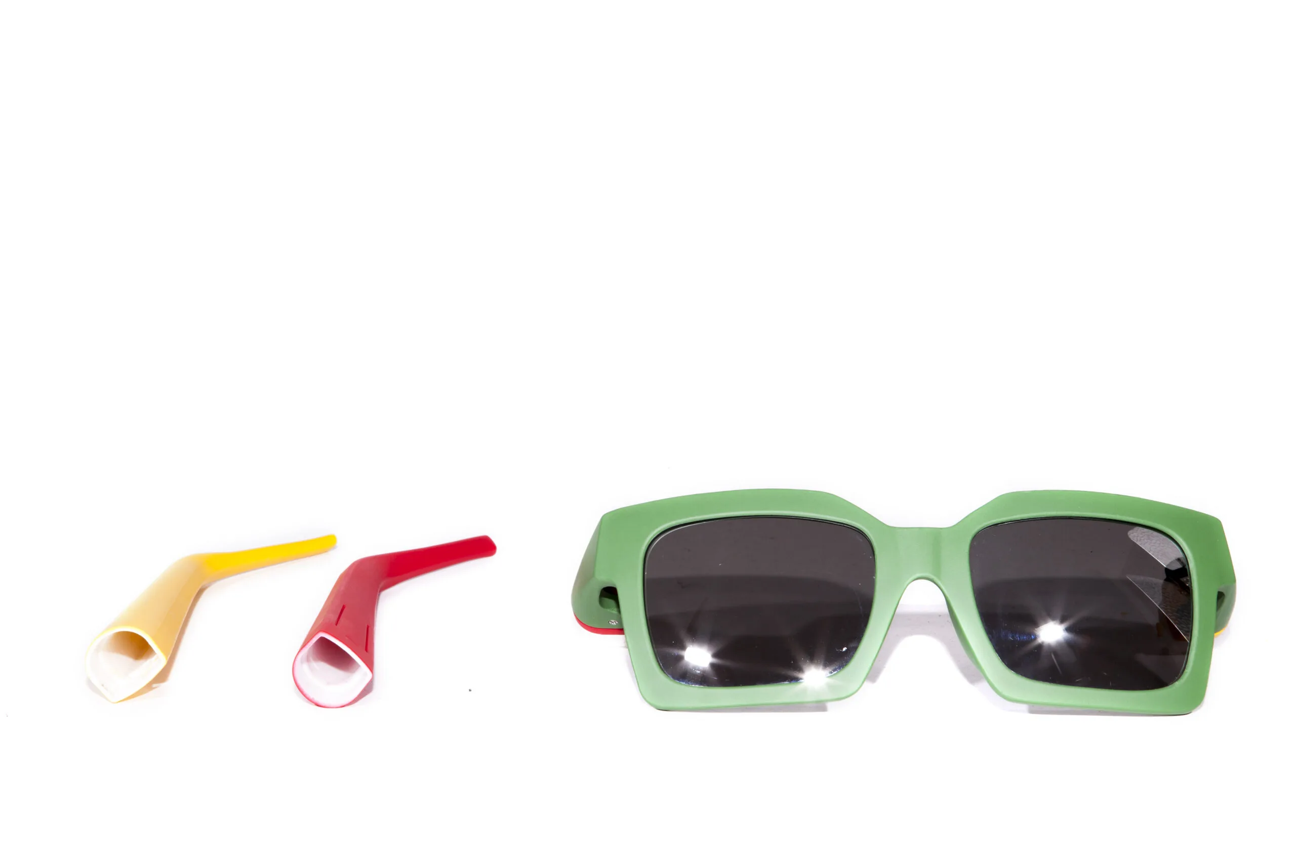 Gafas de sol guardaporros ocultación — imagen 1